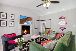 Eclectic Pool Ping-Pong Fire Pit 3 BR